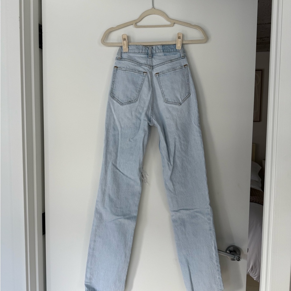 Abercrombie & Fitch 90s Straight Ultra High Rise - Picture 3 of 3